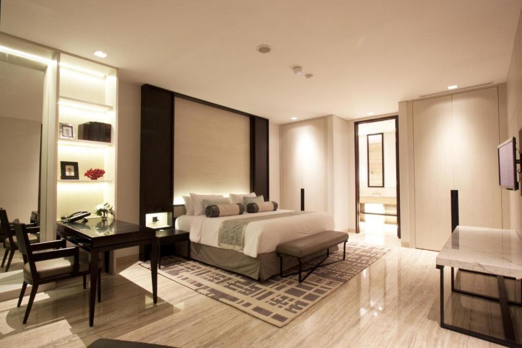 Bumi Segah Hotel Tanjung Redep Екстер'єр фото